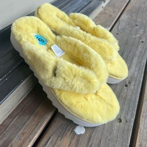 Koolaburra by UGG yellow slippers Size 6, never worn